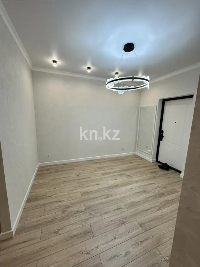 Продажа 2-комнатной квартиры, 42 м², ул. Толе би, дом  27 в Астане - фото 4