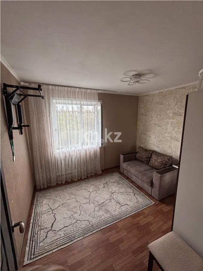 Продажа 3-комнатной квартиры, 61 м², мкр-н Восток-2, дом  14 - Продажа  трехкомнатных квартир в Караганде фото 1 из 7