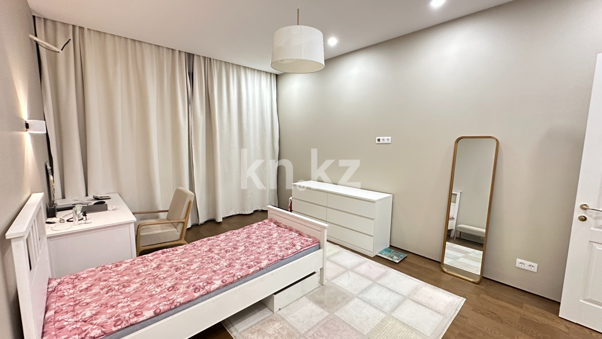 Продажа 2-комнатной квартиры, 70 м² в Алматы - фото 8
