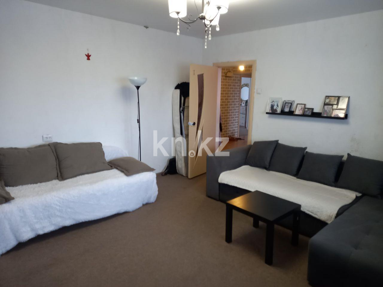 Продажа 3-комнатной квартиры, 64 м², мкр-н Гульдер-1, дом  9 - Продажа  трехкомнатных квартир в Караганде с фото фото 3 из 12