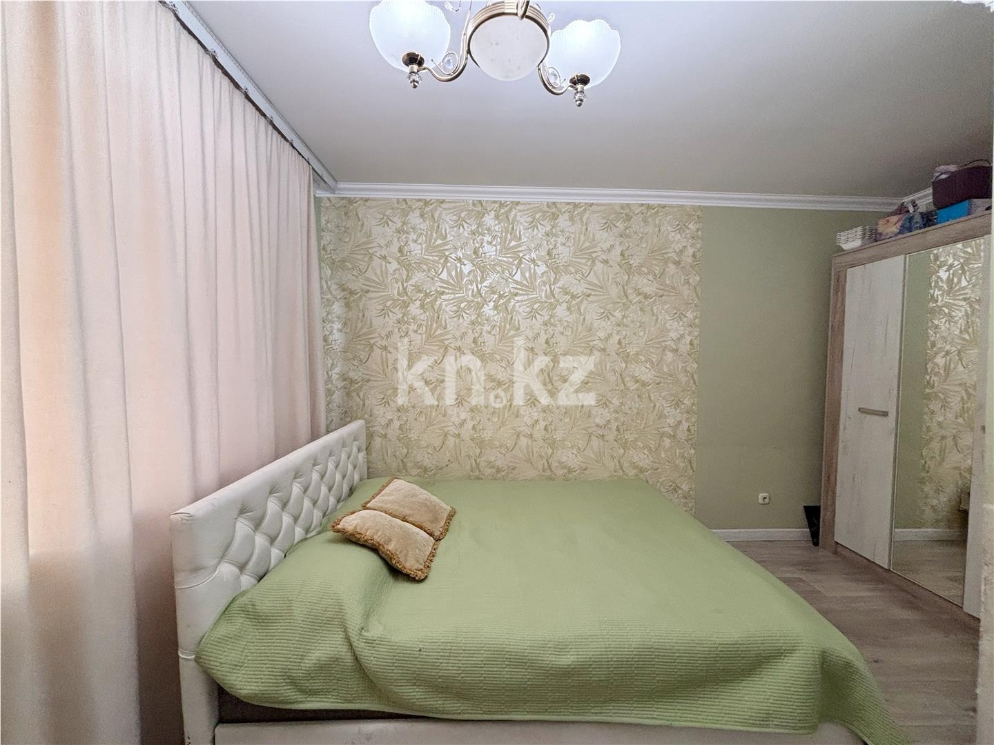 Продажа 3-комнатной квартиры, 86 м² - Продажа квартир в кирпичном доме в Караганде - страница 2 фото 5 из 23