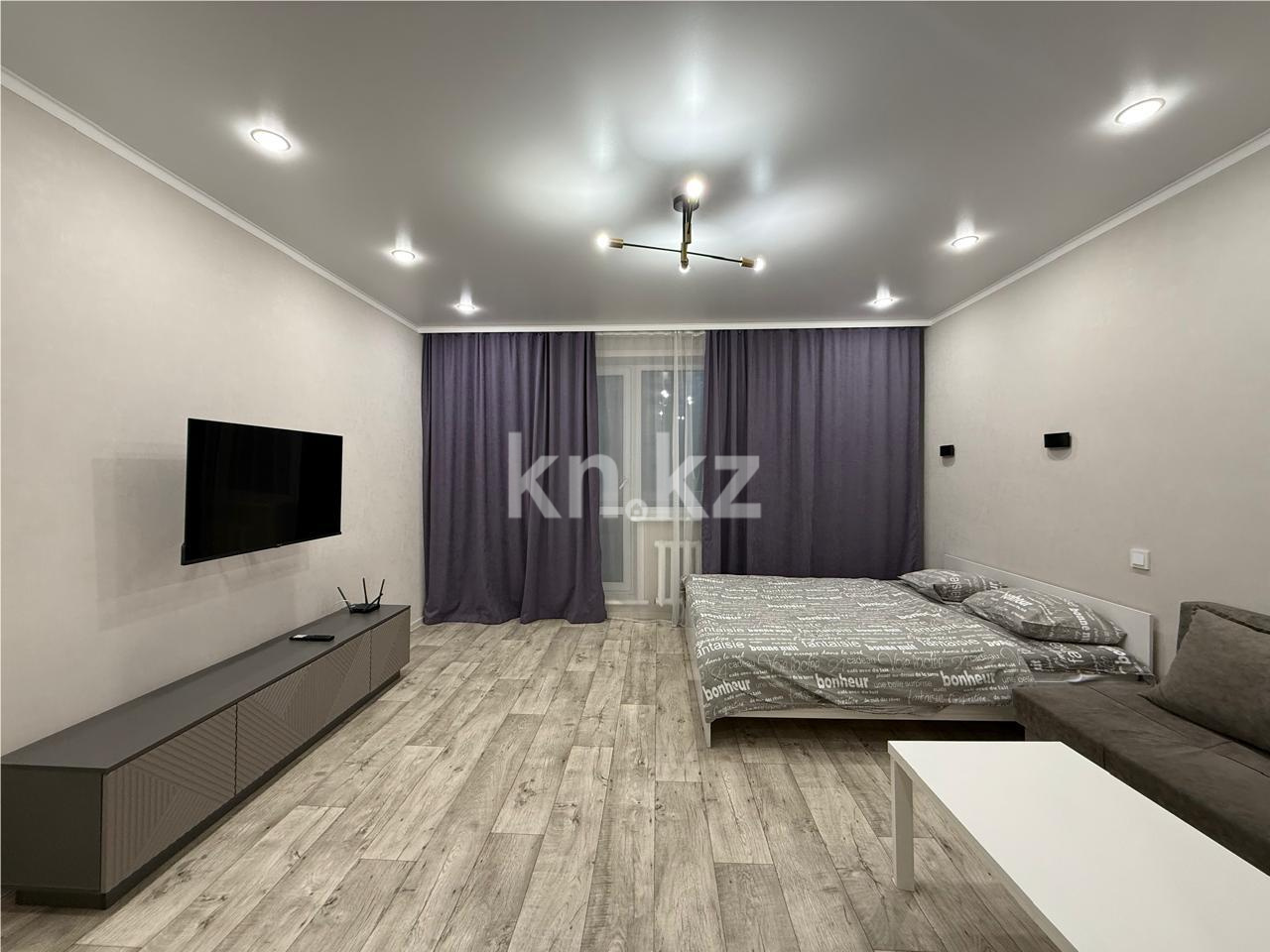 Продажа 1-комнатной квартиры, 41 м² - Продажа квартир в Караганде - страница 2 фото 2 из 17