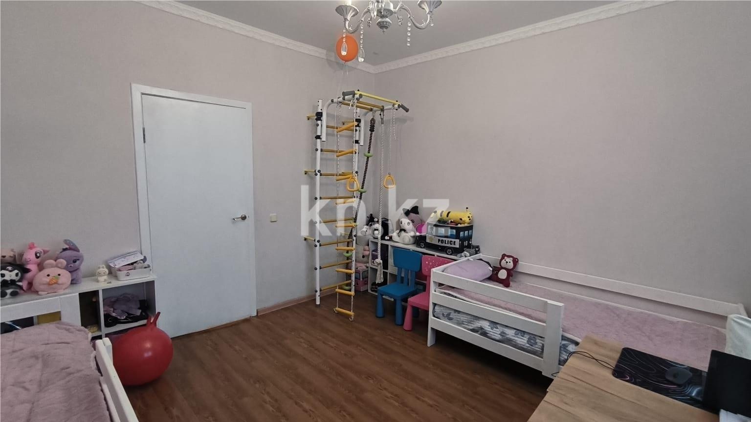 Продажа 3-комнатной квартиры, 81 м², ул. Сарыарка - Продажа квартир в Караганде фото 9 из 21