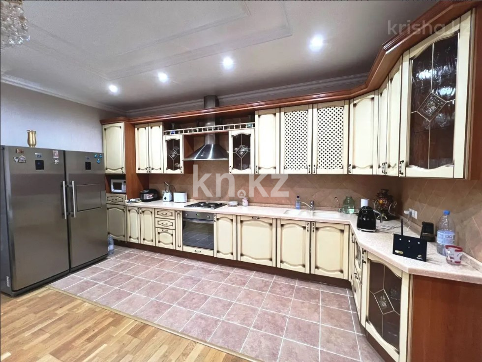 Продажа 5-комнатного дома, 433 м², ул. Ермекова - Продажа домов и коттеджей в Караганде без посредников фото 4 из 38