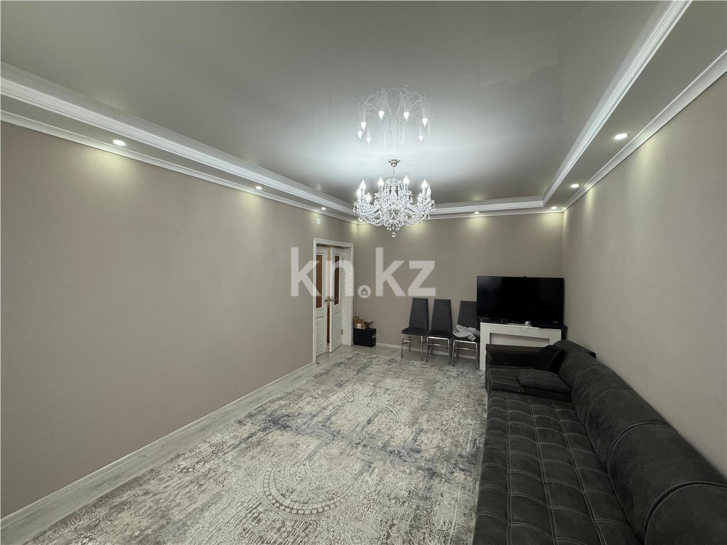 Продажа 3-комнатной квартиры, 144 м² - Продажа квартир в Караганде в Майкудуке - страница 2 фото 2 из 21