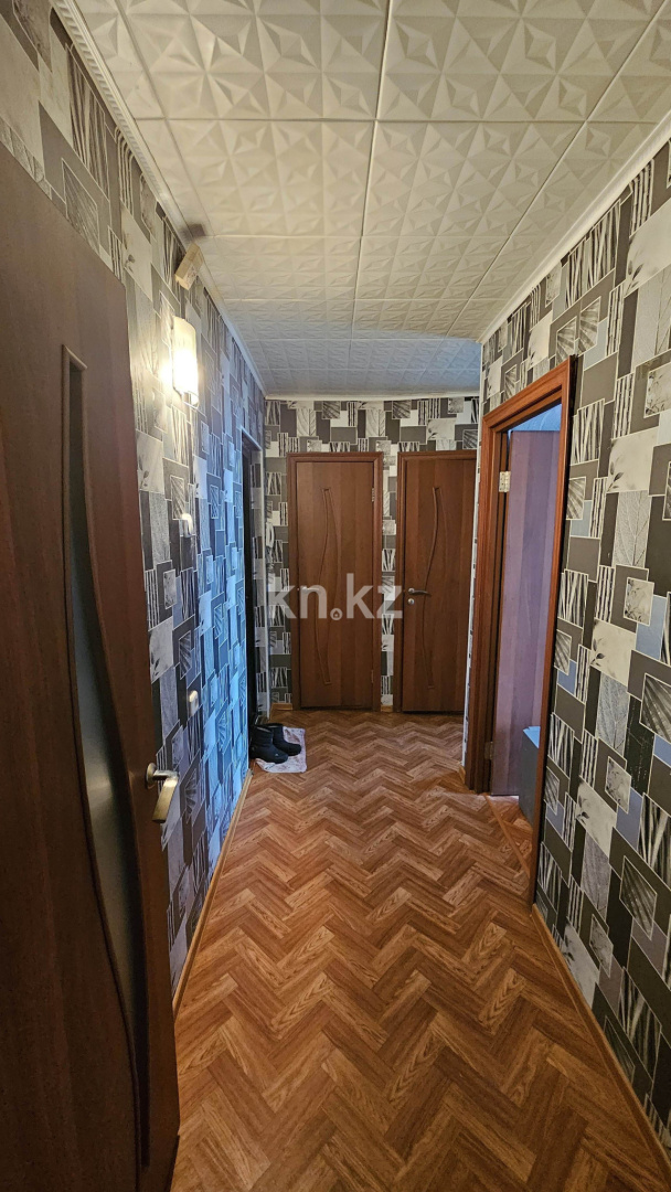 Продажа 4-комнатной квартиры, 62 м², пр. Республики, дом  38 - Продажа  четырехкомнатных квартир в Караганде фото 11 из 13