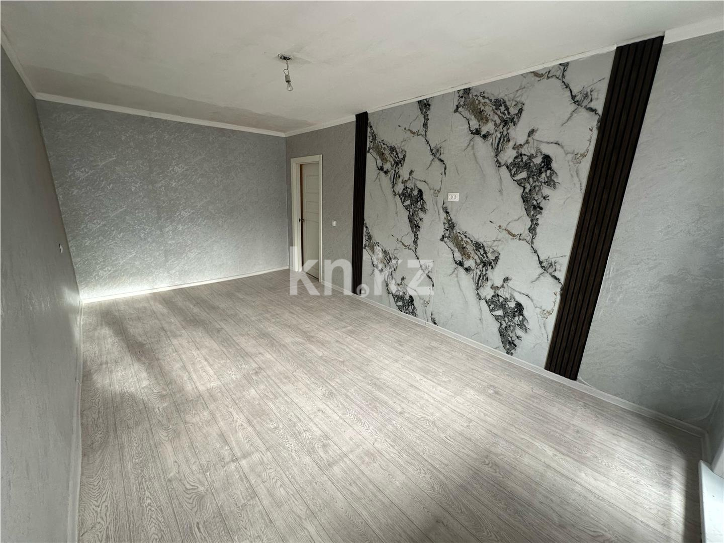 Продажа 2-комнатной квартиры, 42 м², ул. Рыскулова - Продажа  двухкомнатных квартир в Караганде фото 1 из 9