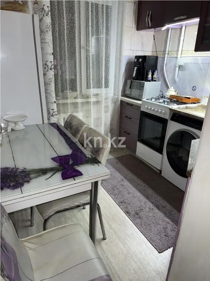 Продажа 3-комнатной квартиры, 58 м², мкр-н 2, дом  2 в Алматы - фото 3