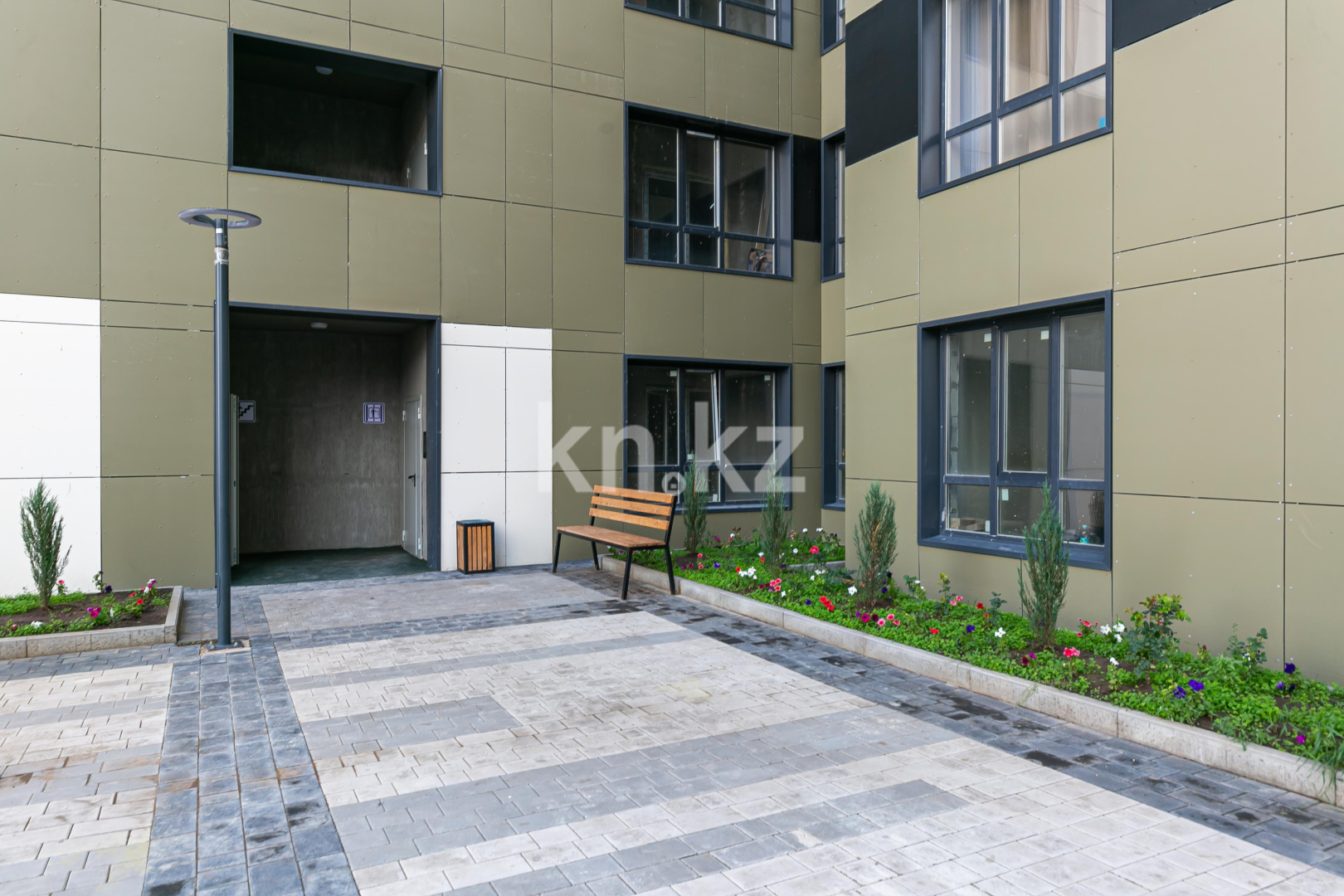 Продажа 2-комнатной квартиры, 39 м², пр. Туран, дом  83/1 в Астане - фото 12