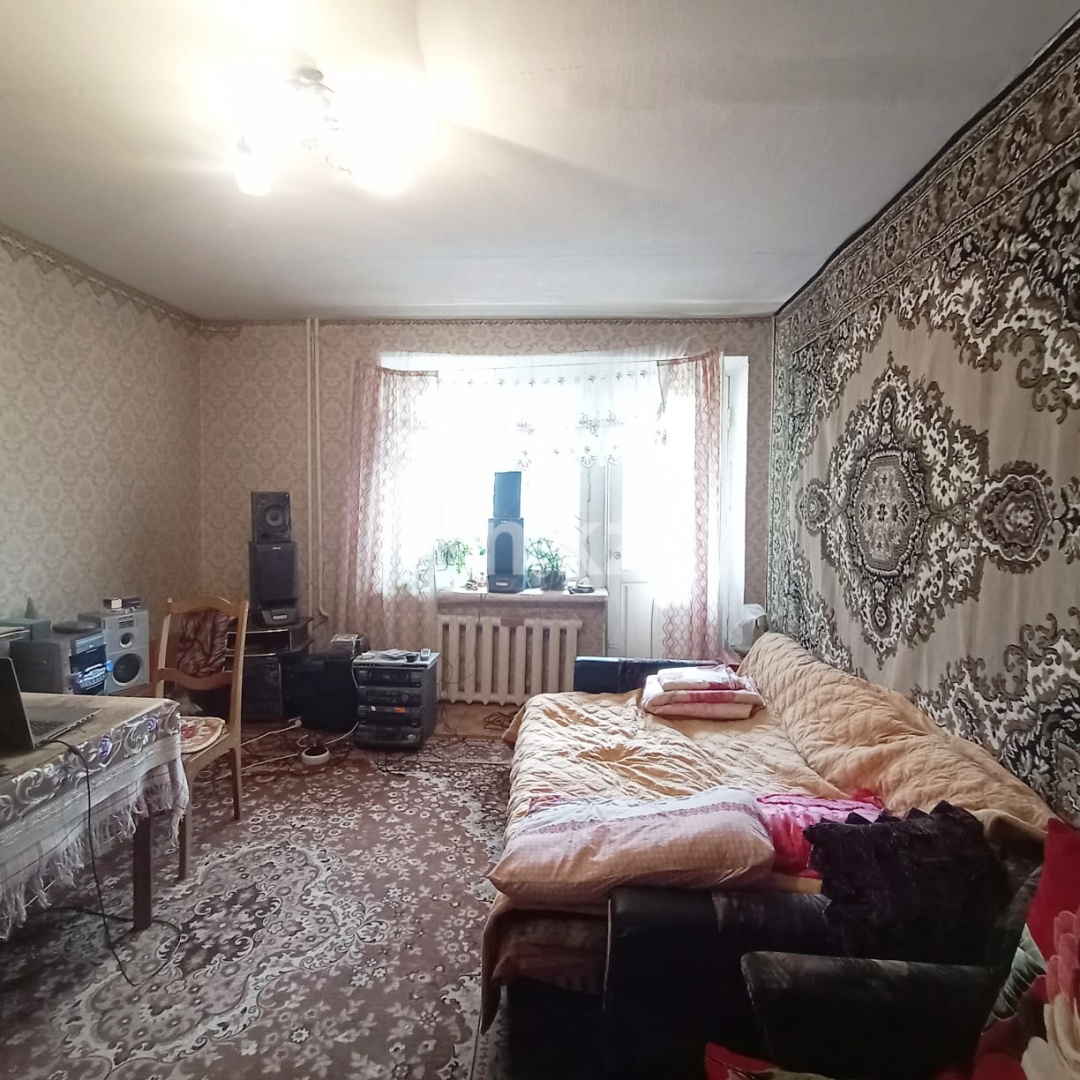 Продажа 2-комнатной квартиры, 49 м², ул. Алии Молдагуловой - Продажа и аренда недвижимости в Уральске фото 1 из 10
