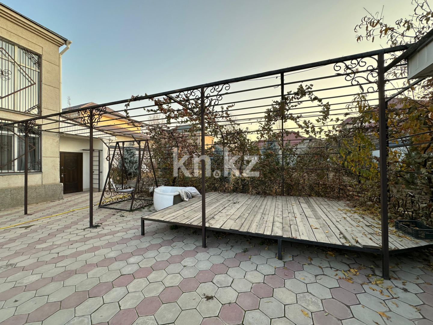 Продажа 7-комнатного дома, 380 м², мкр-н Самал-2, дом  111 - Продажа квартир в Шымкенте фото 20 из 26