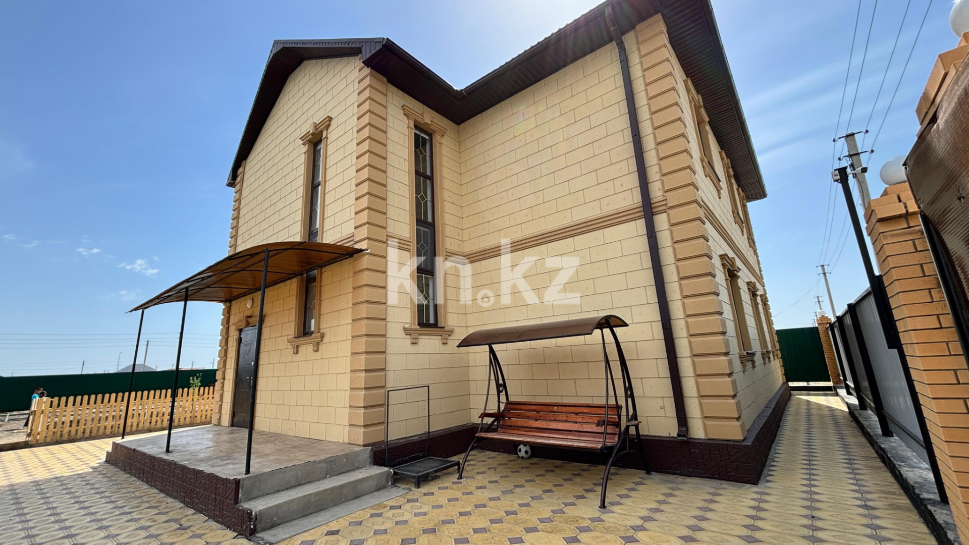 Продажа 6-комнатного дома, 200 м², Шонбасова, дом  16 - Продажа  пятикомнатных домов, коттеджей в Атырау с фото фото 2 из 40
