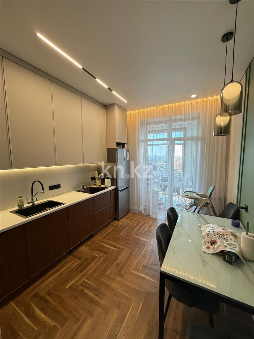 Продажа 2-комнатной квартиры, 65 м², ул. Букетова - Продажа квартир в Караганде фото 1 из 13