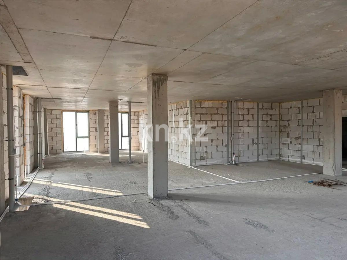 Продажа 5-комнатной квартиры, 175 м², ул. Ондасынова, дом  20а стр - Продажа  пятикомнатных квартир в Алматы фото 1 из 2