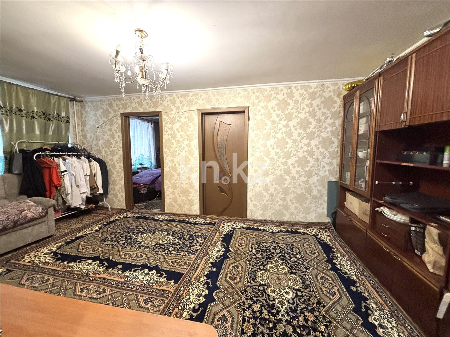 Продажа 3-комнатной квартиры, 62 м², ул. Аманжолова, дом  8 в Караганде - фото 3