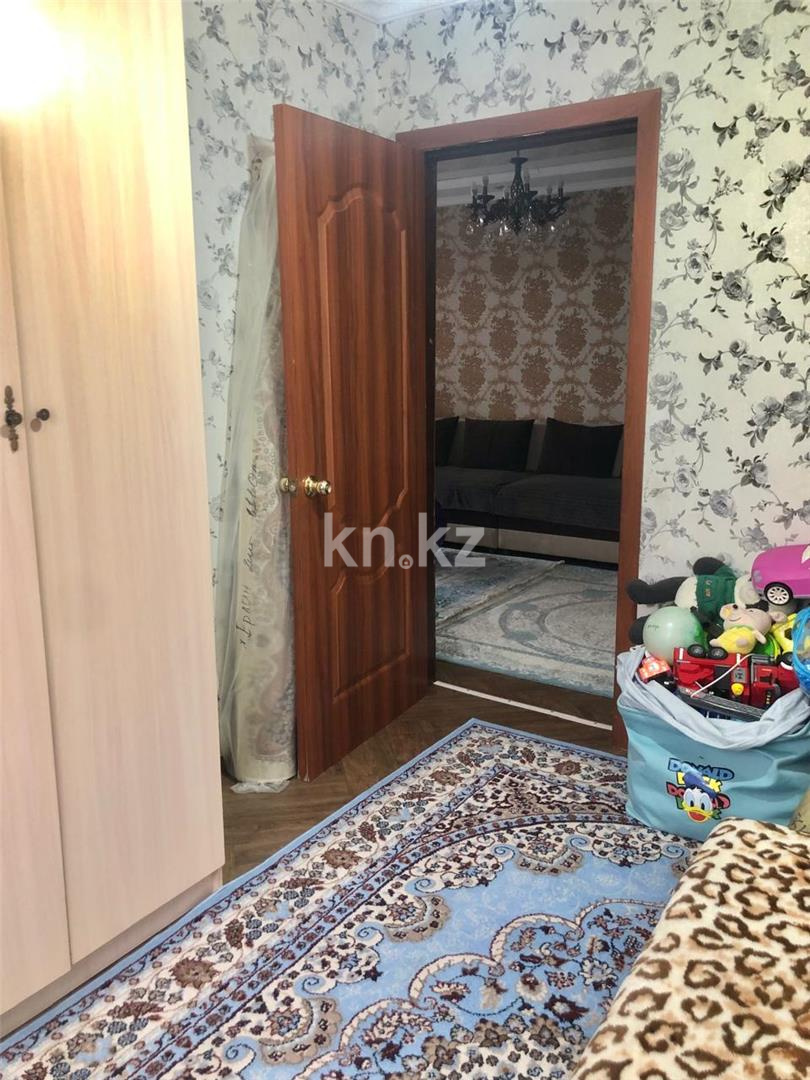 Продажа 4-комнатной квартиры, 61 м², мкр-н 15, дом  28 - Продажа  четырехкомнатных квартир в Караганде фото 7 из 15