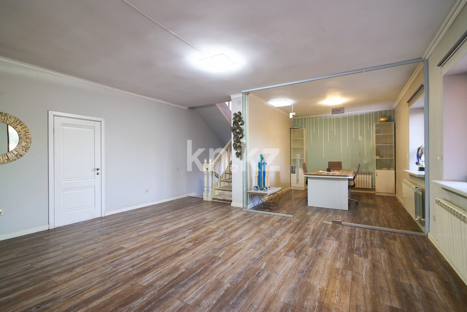 Продажа 4-комнатного дома, 390 м² в Астане - фото 2