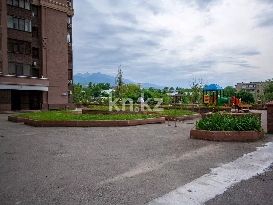 Продажа 4-комнатной квартиры, 131.9 м² в Алматы - фото 27