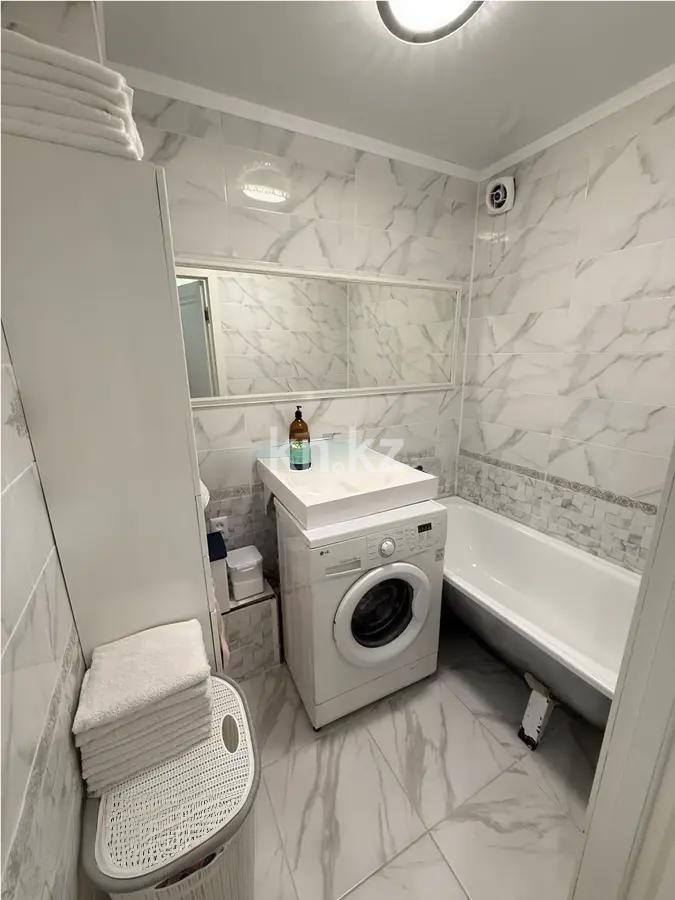 Продажа 4-комнатной квартиры, 63 м², мкр-н 14, дом  1 - Продажа  четырехкомнатных квартир в Караганде фото 5 из 6