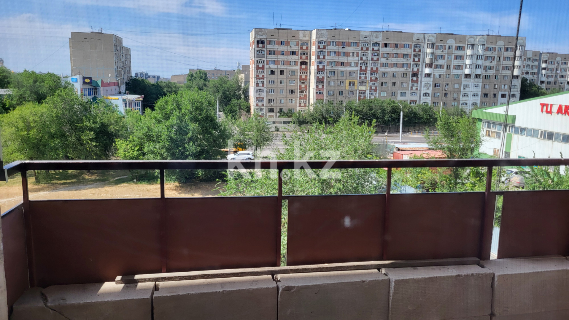 Аренда 3-комнатной квартиры, 101 м², мкр-н Аксай-4, дом  123 - ул. Жубанова - Аренда  трехкомнатных квартир помесячно в Алматы фото 4 из 5