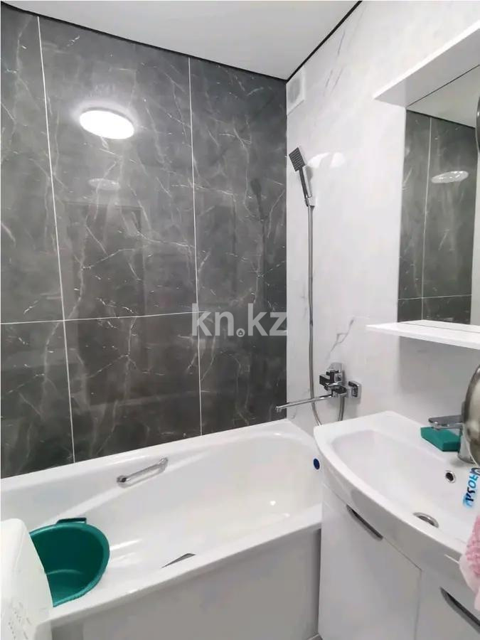 Продажа 3-комнатной квартиры, 70 м², ул. Таттимбета, дом  18 в Караганде - фото 5