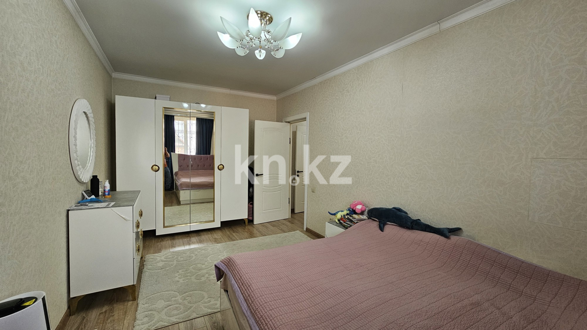 Продажа 5-комнатного дома, 220 м² - Продажа домов, коттеджей в Наурызбайском р-не Алматы фото 36 из 37