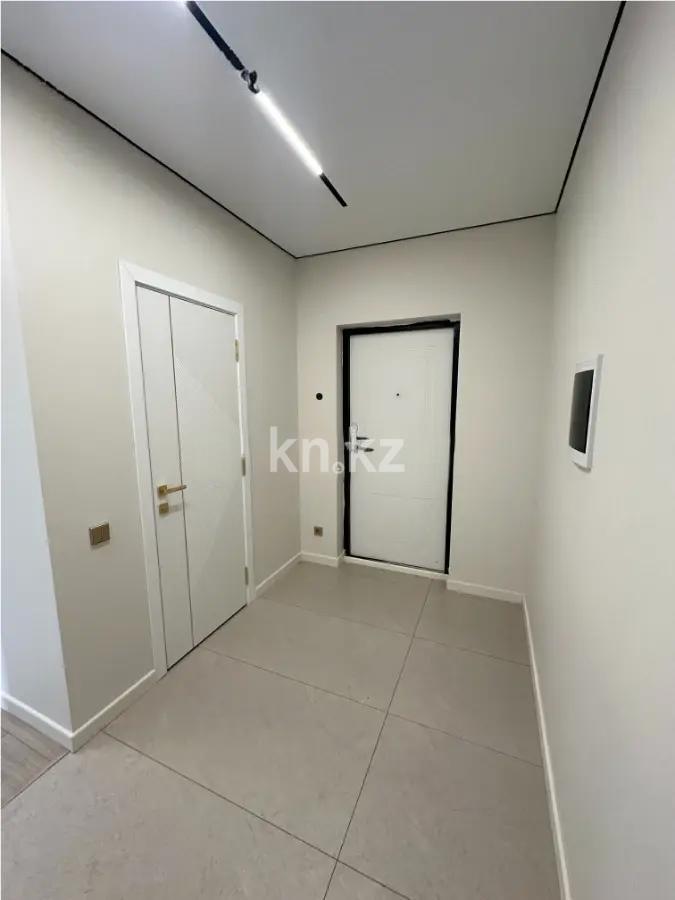 Продажа 2-комнатной квартиры, 60 м², ул. Омарова, дом  1 в Алматы - фото 8