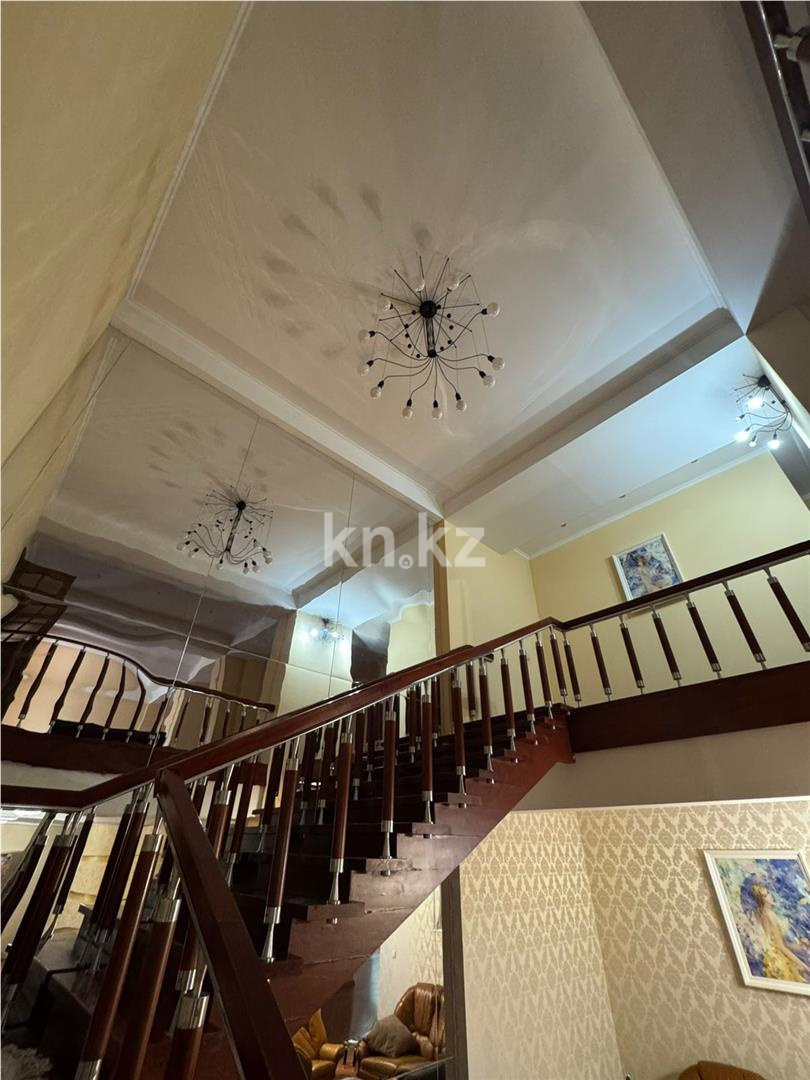 Продажа 9-комнатного дома, 1000 м², пр. Назарбаева, дом  3а - Продажа домов, коттеджей в Казахстане фото 16 из 31