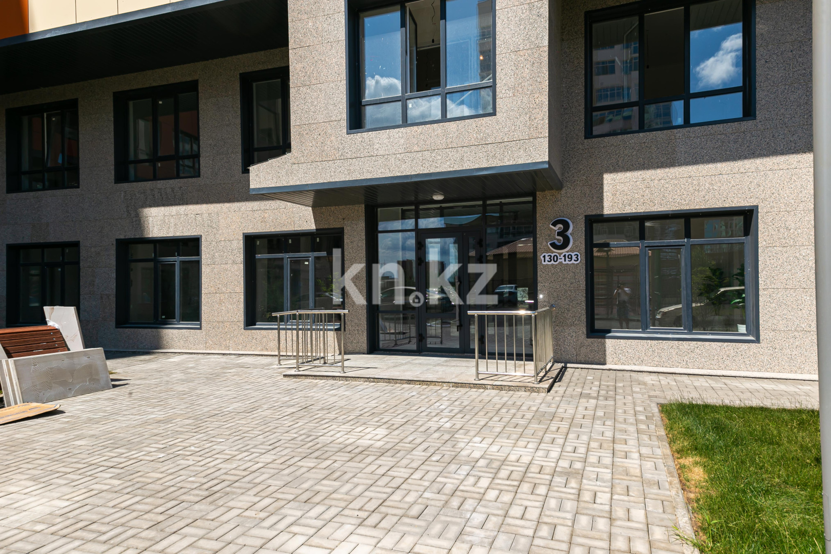 Продажа 2-комнатной квартиры, 54 м², пр. Туран, дом  54 в Астане - фото 15