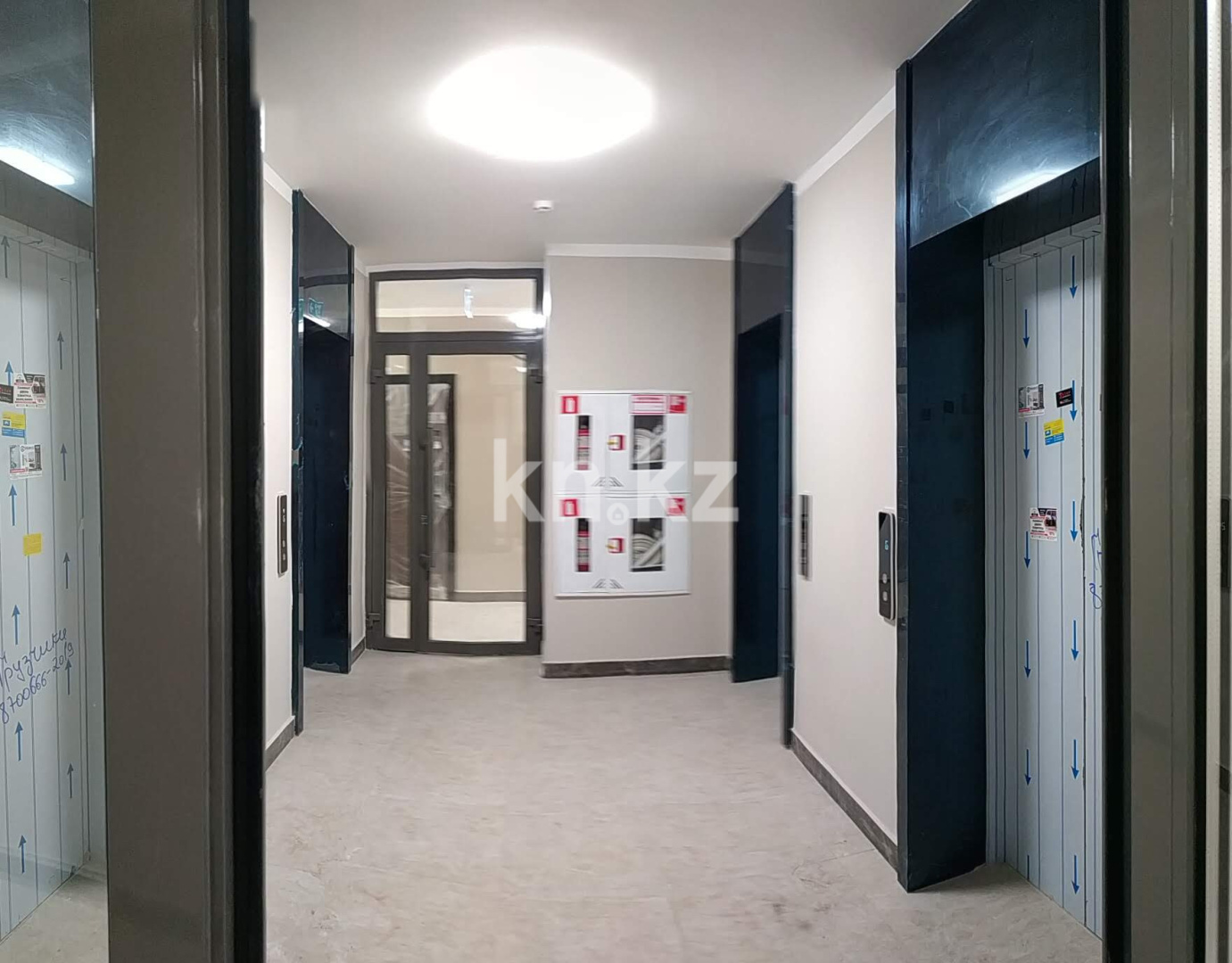 Аренда 2-комнатной квартиры, 52 м², пр. Кабанбай батыра, дом  38/2 - ул. Сыганак - Аренда  двухкомнатных квартир помесячно в Астане фото 7 из 23