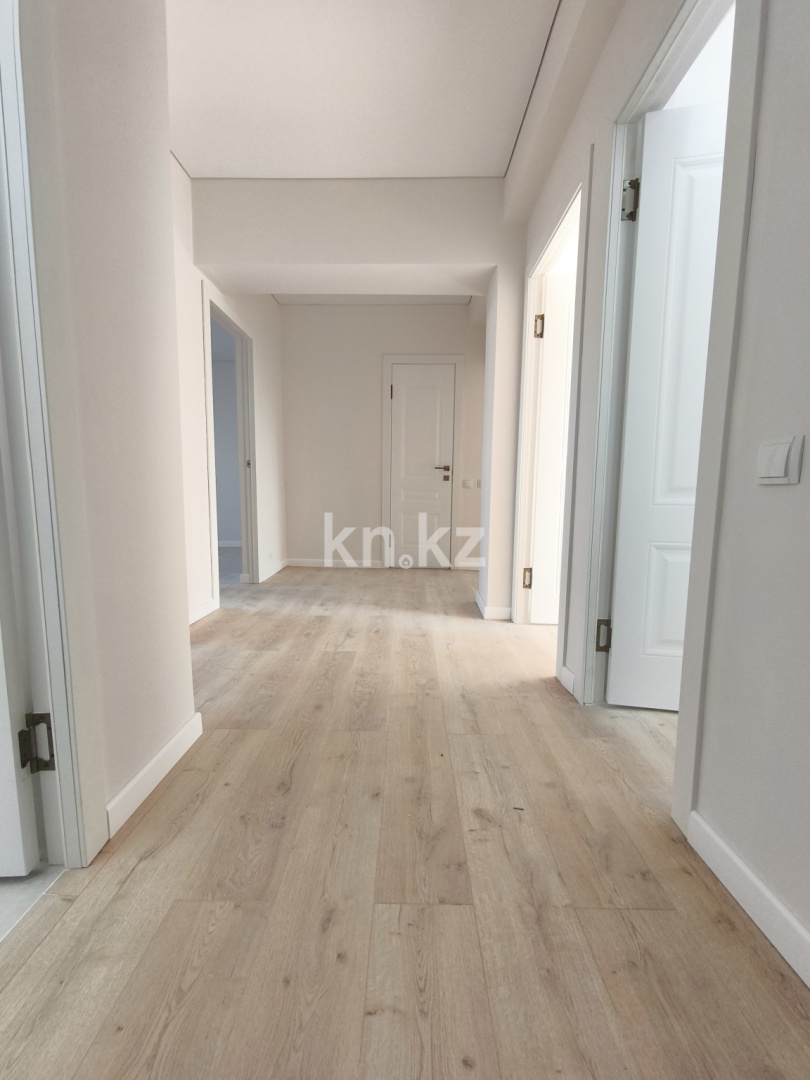 Продажа 3-комнатной квартиры, 70 м² - Продажа квартир в Казахстане - страница 3 фото 2 из 9