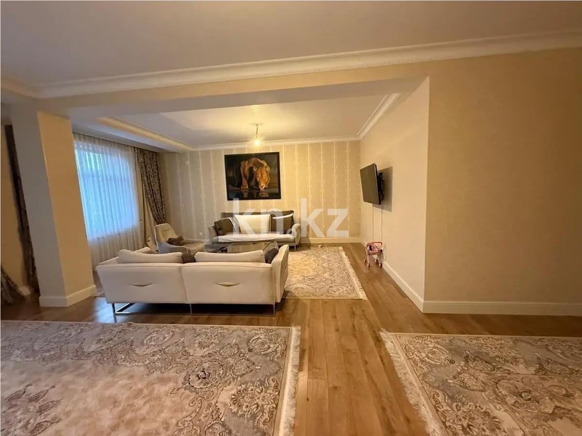 Продажа 4-комнатной квартиры, 288 м² - Продажа квартир в кирпичном доме в Алматы фото 1 из 4