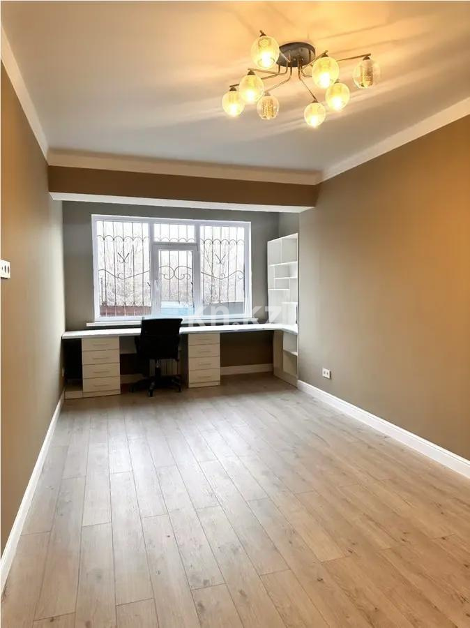 Продажа 3-комнатной квартиры, 93.8 м², ул. Муратбаева, дом  14 в Алматы - фото 3