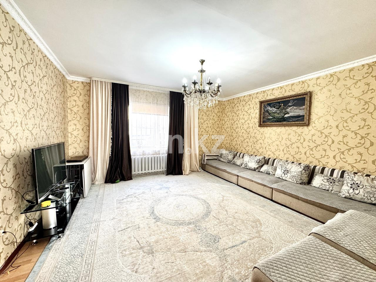 Продажа 6-комнатного дома, 356 м² - Продажа домов, коттеджей в Казахстане - страница 3 фото 1 из 23