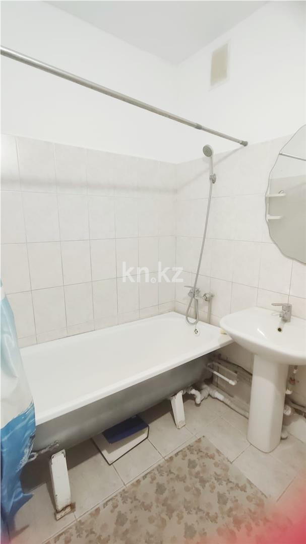 Продажа 2-комнатной квартиры, 48 м², мкр-н Мамраева (Восток-5) в Караганде - фото 7