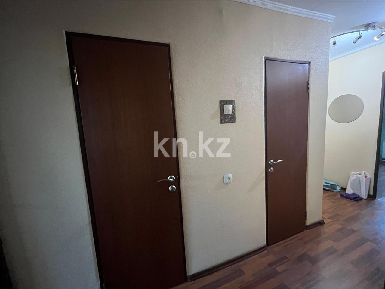 Продажа 3-комнатной квартиры, 63 м², мкр-н Степной-2, дом  6/2 - Продажа  трехкомнатных квартир в Караганде фото 14 из 20