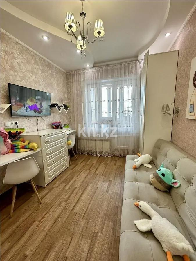 Продажа 3-комнатной квартиры, 71 м², ул. Аносова, дом  45 в Алматы - фото 2