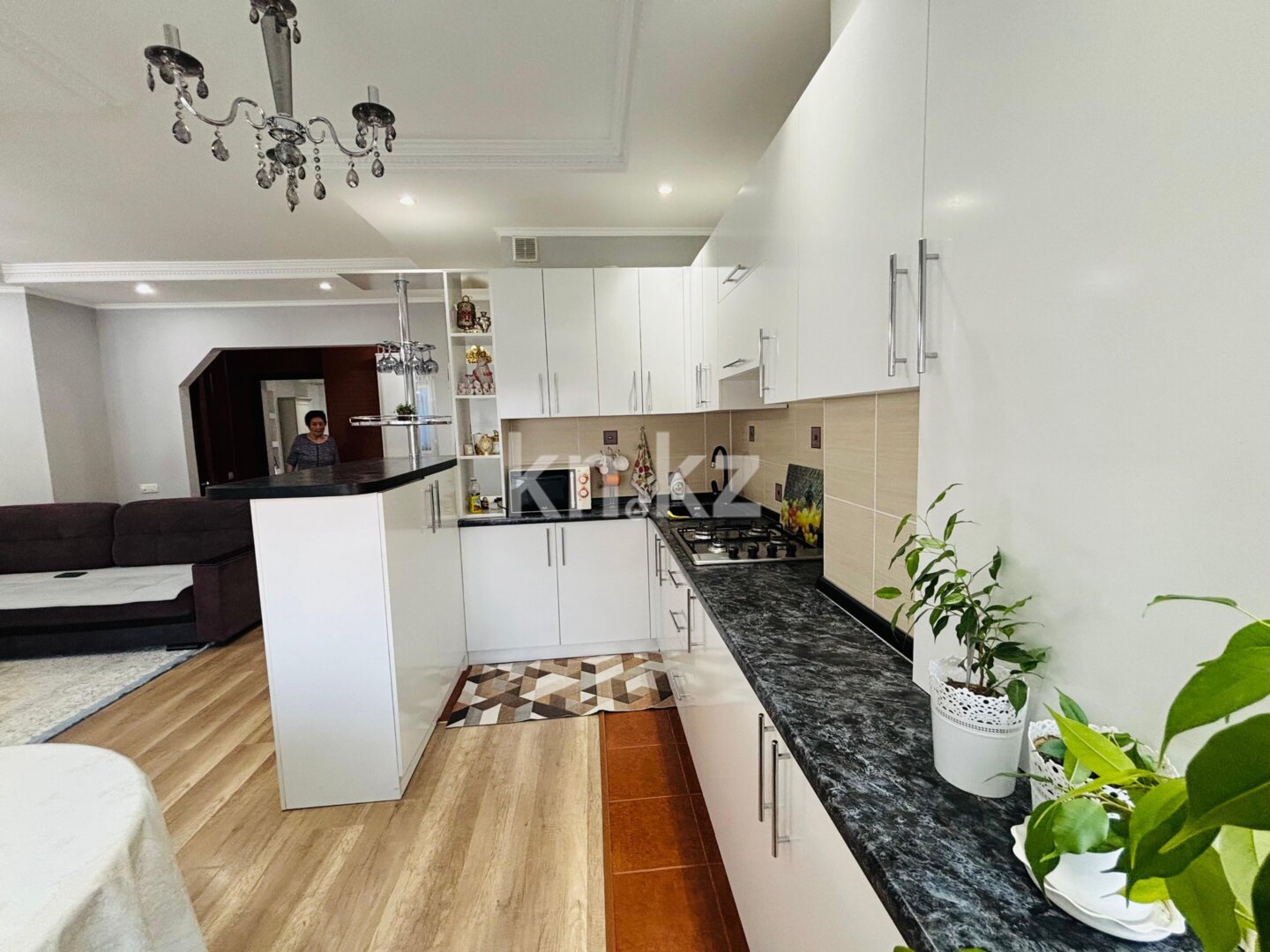 Продажа 2-комнатной квартиры, 60 м² в Алматы - фото 2