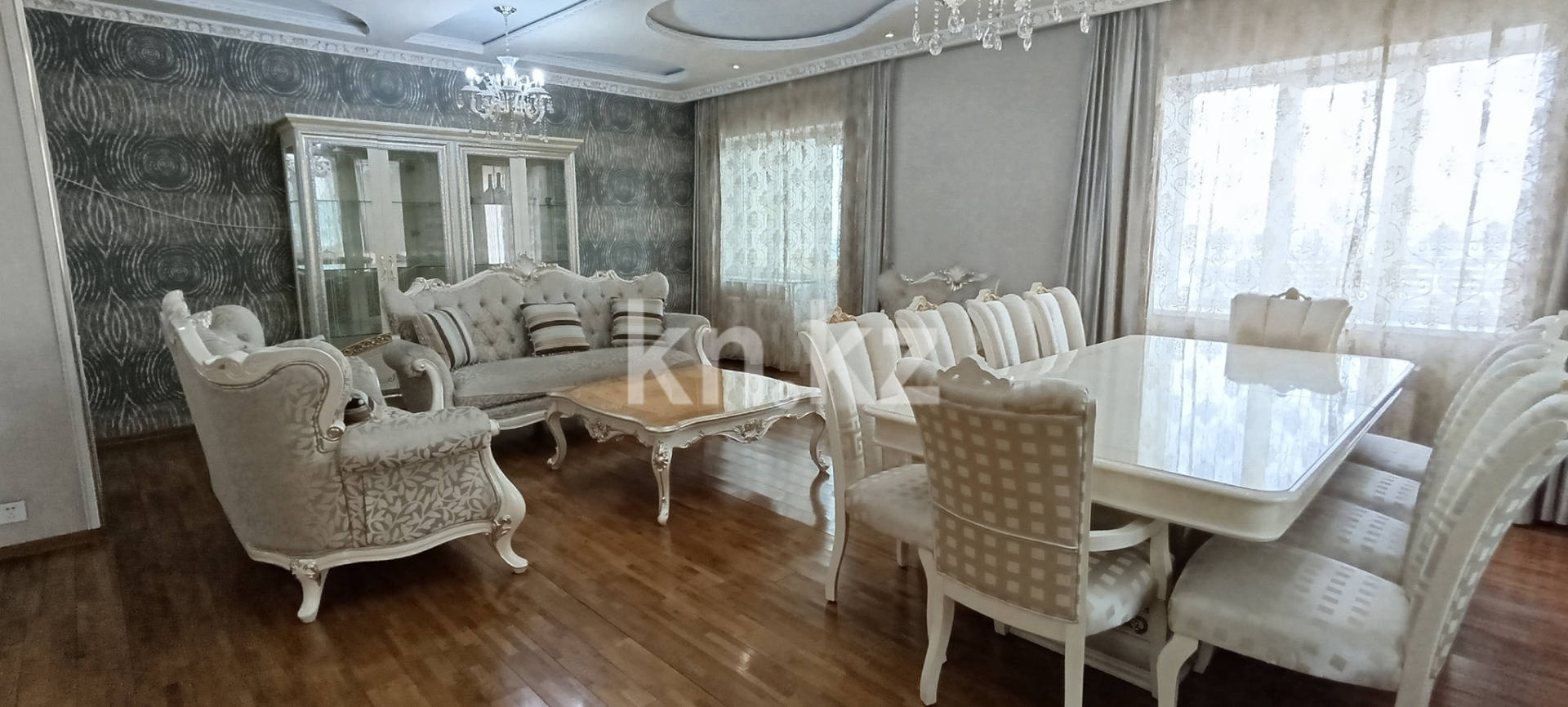 Аренда 3-комнатной квартиры, 138 м² - Аренда недвижимости в Алматы фото 2 из 12