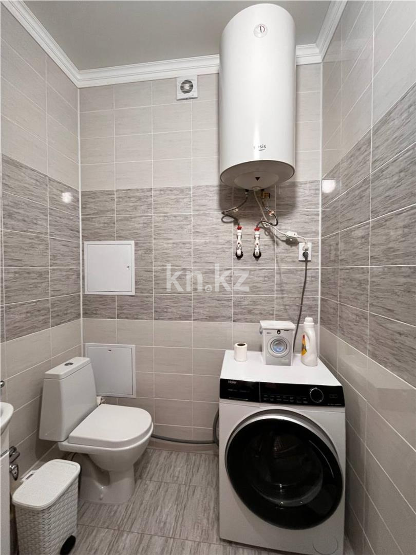 Продажа 3-комнатной квартиры, 68 м², ул. Дюсембекова - Продажа и аренда недвижимости в Караганде фото 27 из 52