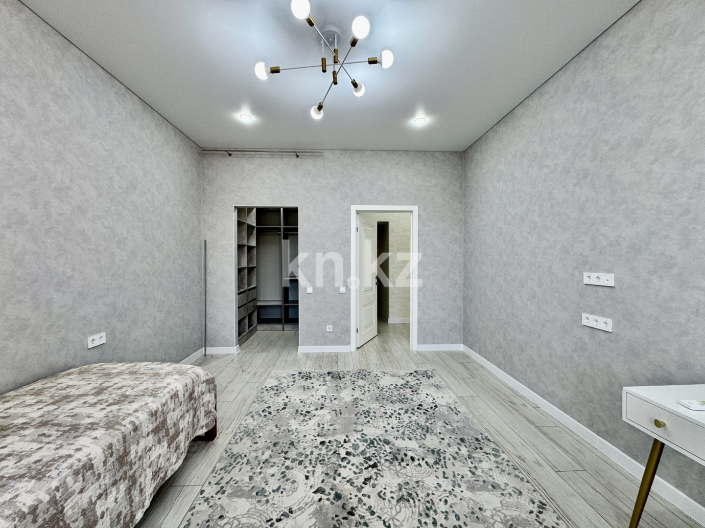 Продажа 3-комнатной квартиры, 95.6 м² в Караганде - фото 12