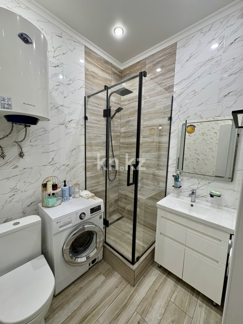 Продажа 3-комнатной квартиры, 80 м², мкр. Алтын Арка, дом  12 в Караганде - фото 12