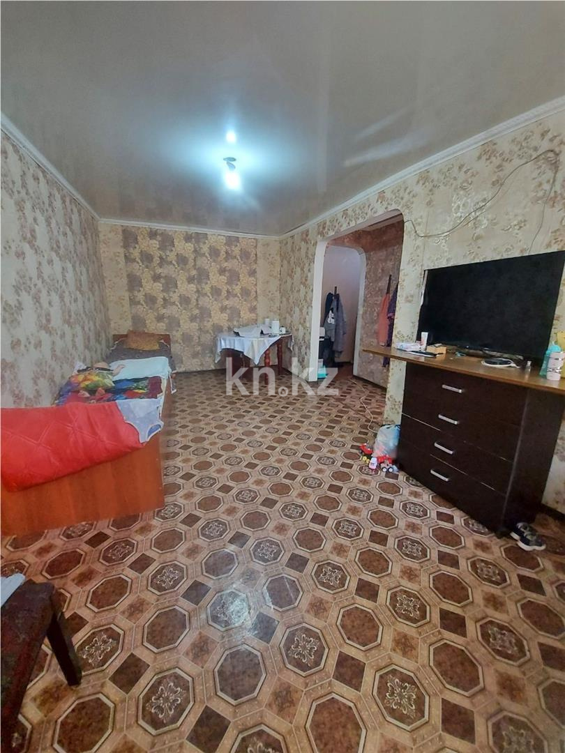 Продажа 2-комнатной квартиры, 44 м², ул. Гайдара, дом  10 - Продажа квартир в Караганде фото 2 из 8