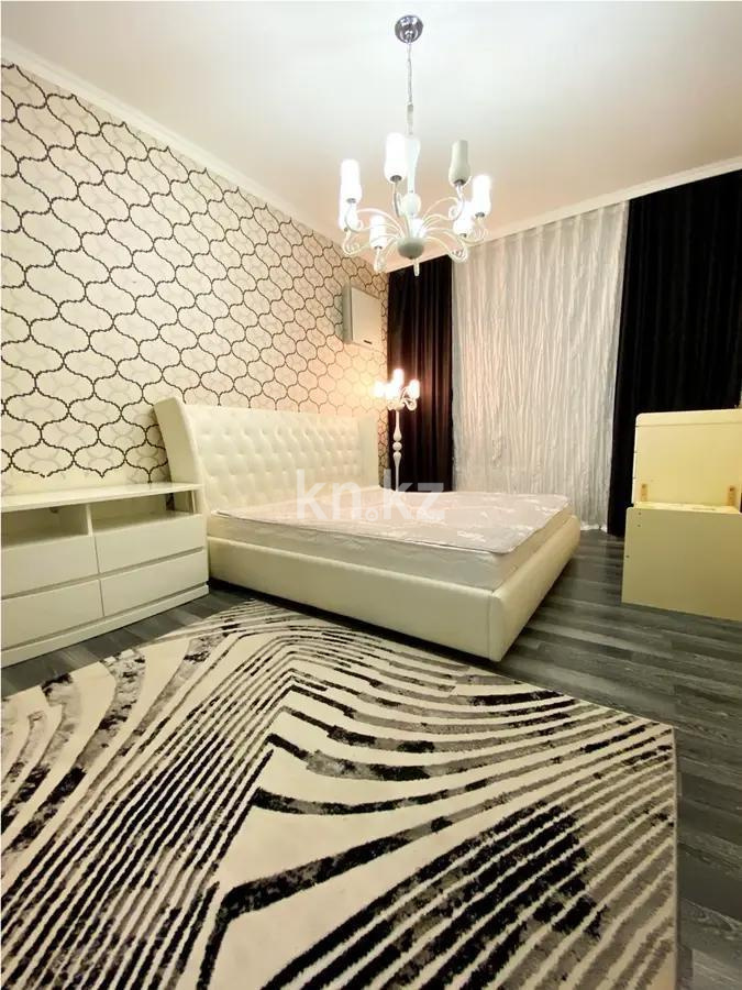 Продажа 2-комнатной квартиры, 100 м², пр. Абая, дом  150/230 в Алматы - фото 2