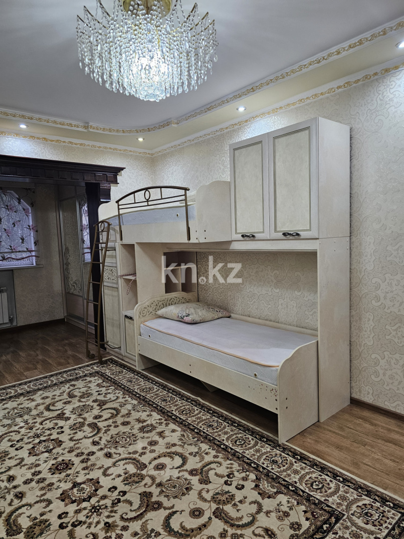 Аренда 4-комнатной квартиры посуточно, 152 м², ул. 8 Марта, дом  5а - Аренда квартир посуточно в Шымкенте фото 9 из 12