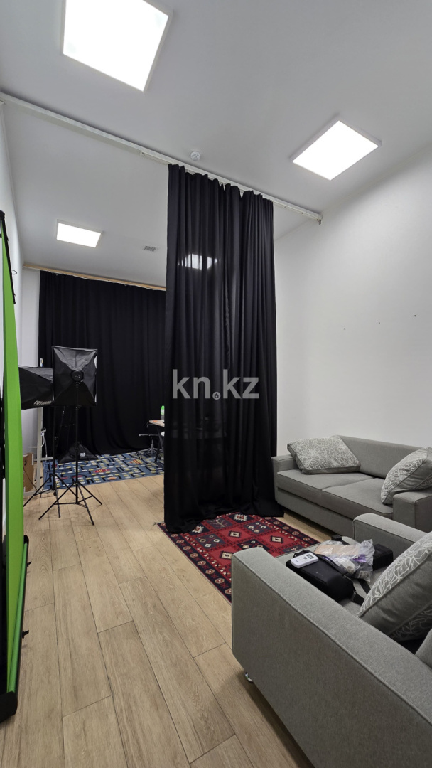 Продажа , 260 м², ул. Митина, дом  4 - Достык - Продажа офисных и торговых помещений в Алматы с фото фото 33 из 40