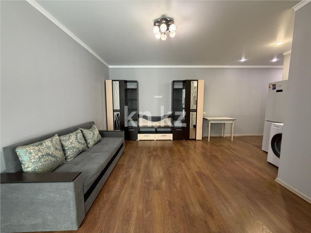 Продажа 2-комнатной квартиры, 40 м² - Продажа квартир в Казахстане - страница 40 фото 2 из 10