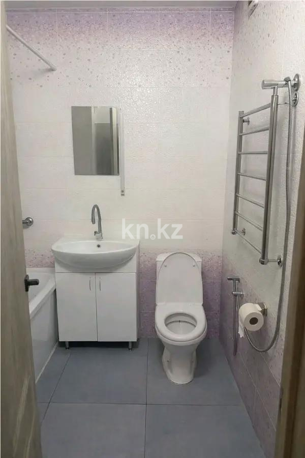 Продажа 2-комнатной квартиры, 40.4 м² в Алматы - фото 4