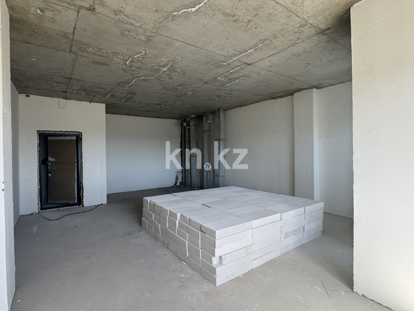Продажа 1-комнатной квартиры, 48.3 м² - Продажа однокомнатных квартир в Казахстане - страница 202 фото 3 из 6