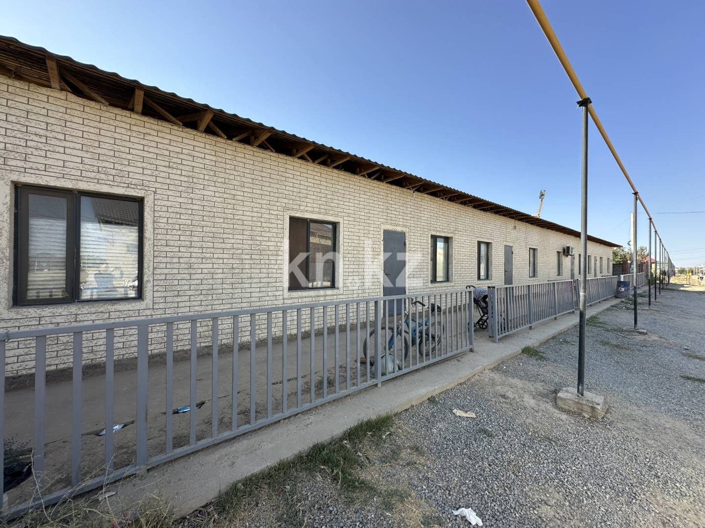 Продажа 10-комнатного дома, 400 м², Акбура, дом  11 - Продажа домов, коттеджей в Шымкенте фото 1 из 11
